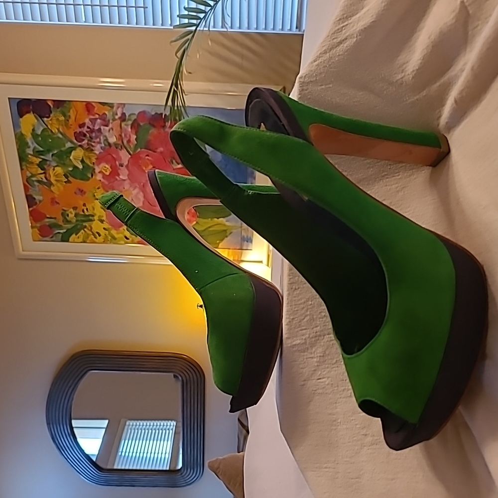 MA-MALI  Green suede sling